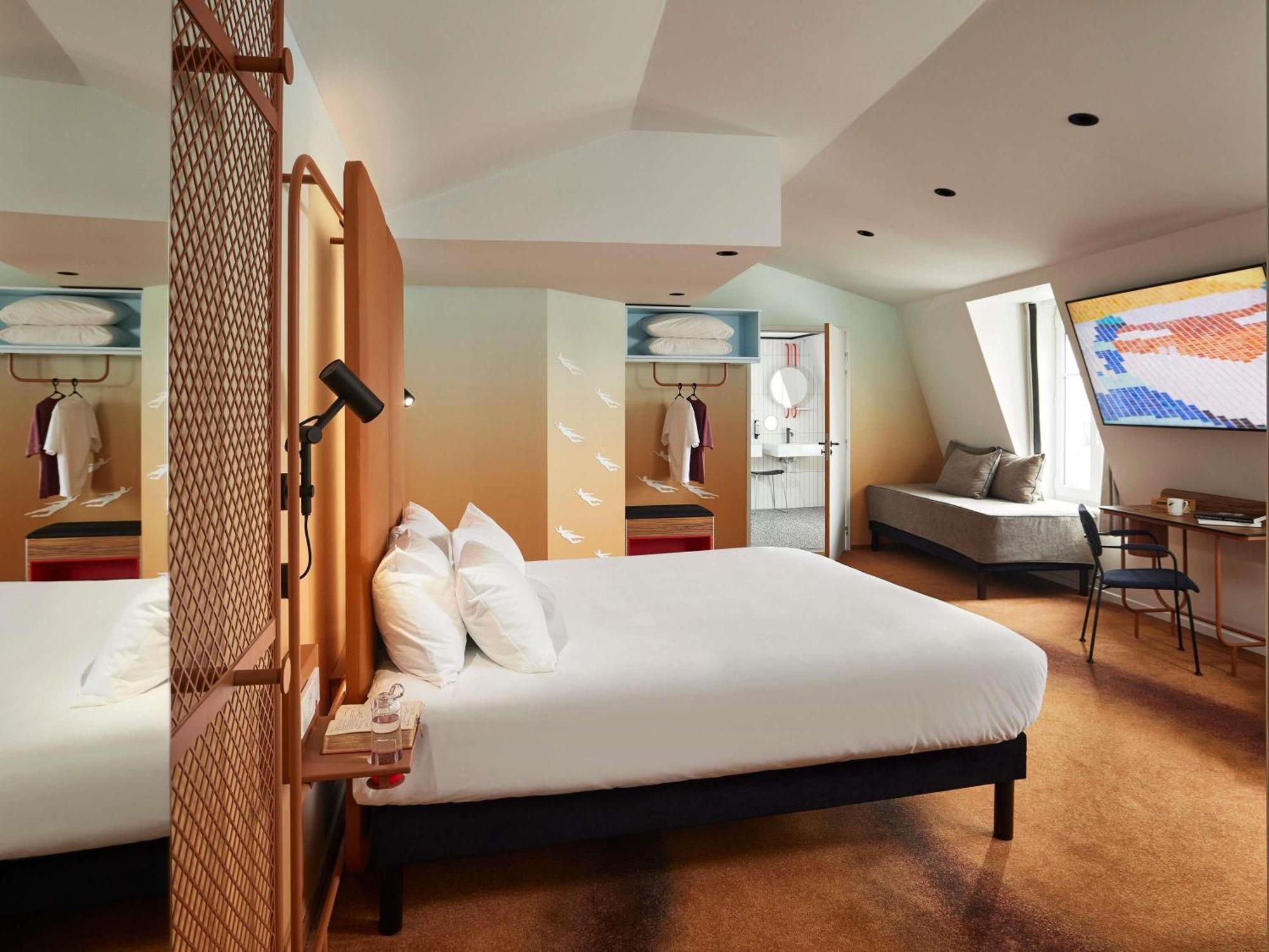 Deluxe Junior Suite One Double Bed Two Single Beds Terrace